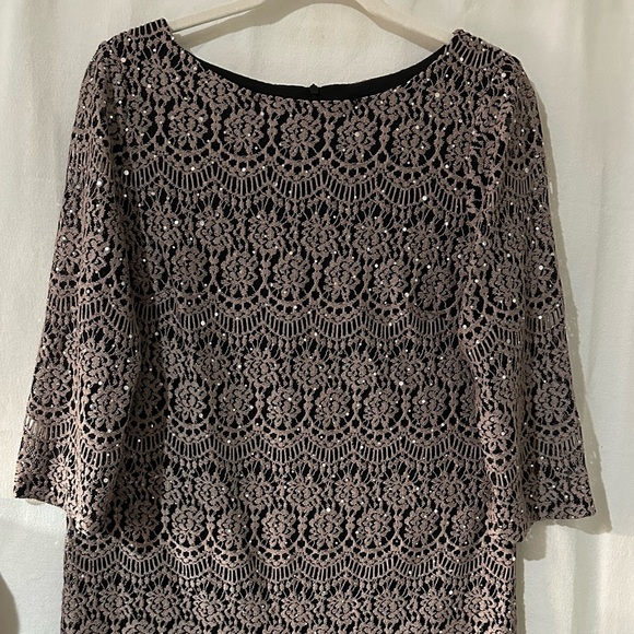 Vintage-Inspired Jessica Howard Sequin Lace Cocktail Dress – Size 10 (Medium) - Picture 13 of 16